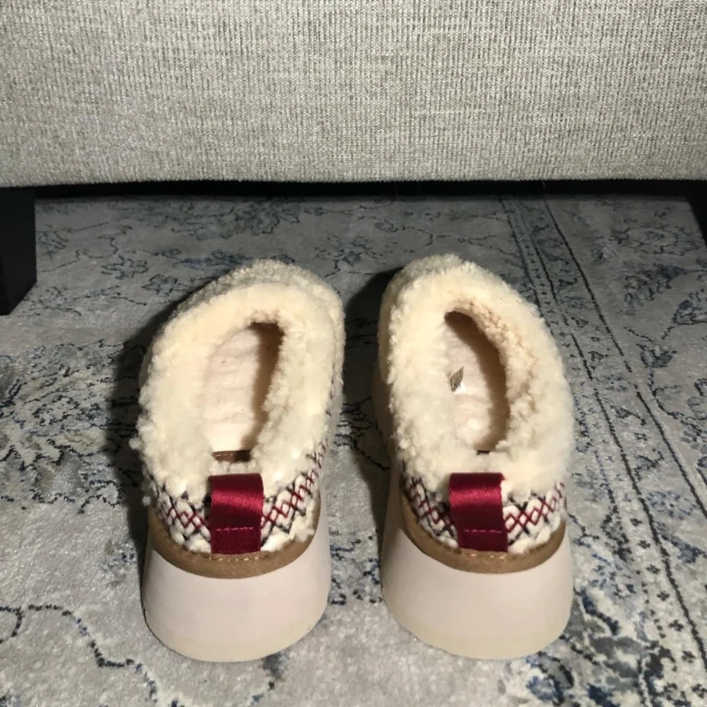 UGG Cream and Tan Platform Shoes - Picture 9 of 12